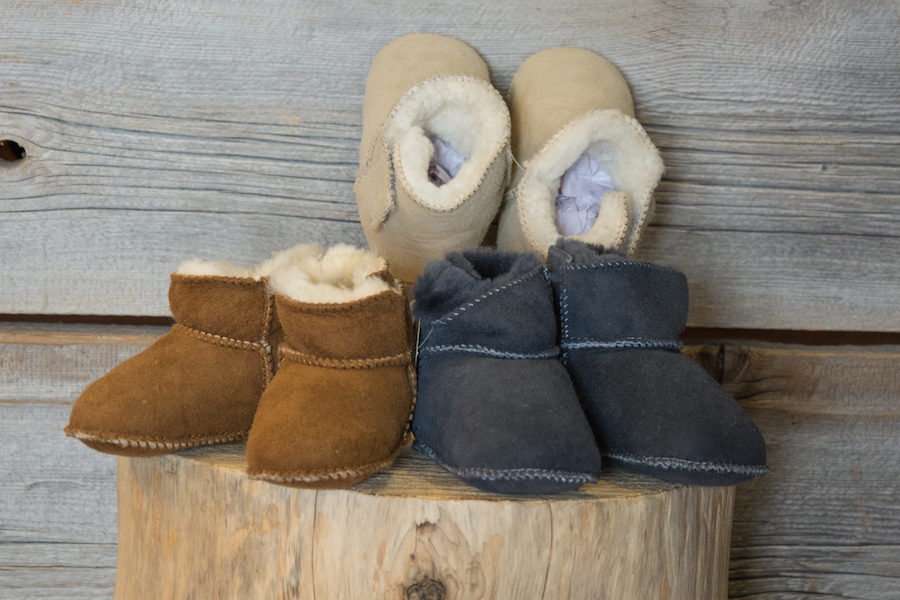 Babyschuhe Lammfell mit Klettverschluss