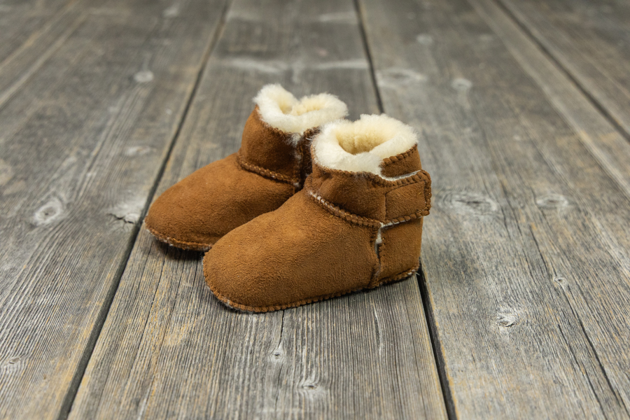 Babyschuhe Lammfell mit Klettverschluss